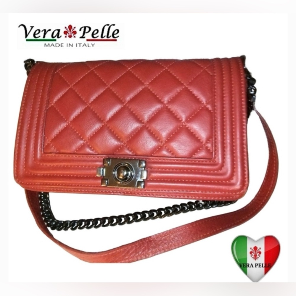 Red Quilted  Vera Pelle Leather Shoulder Bag